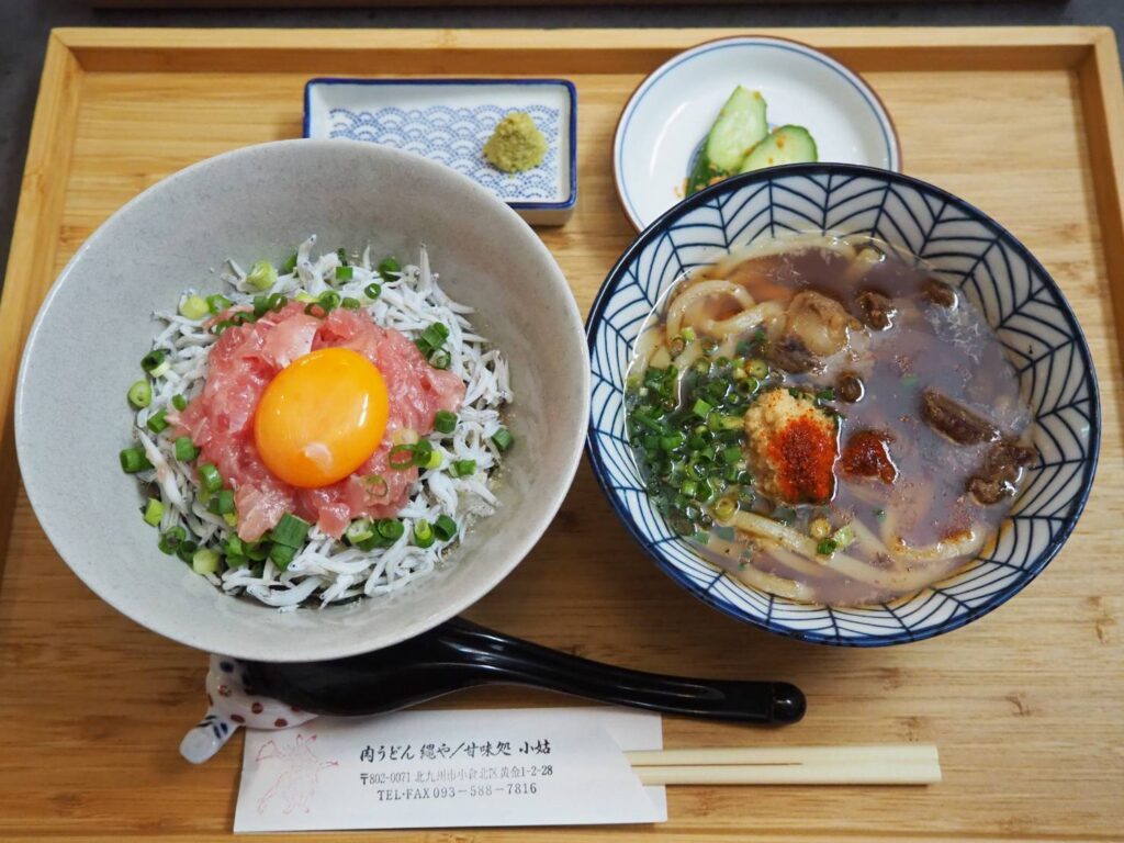 釜揚げシラスとマグロ丼セット