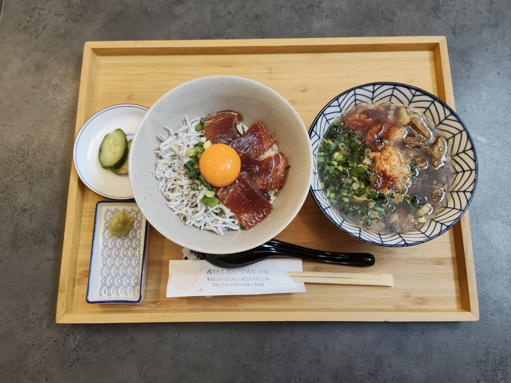 釜揚げシラスと鉄火丼セット